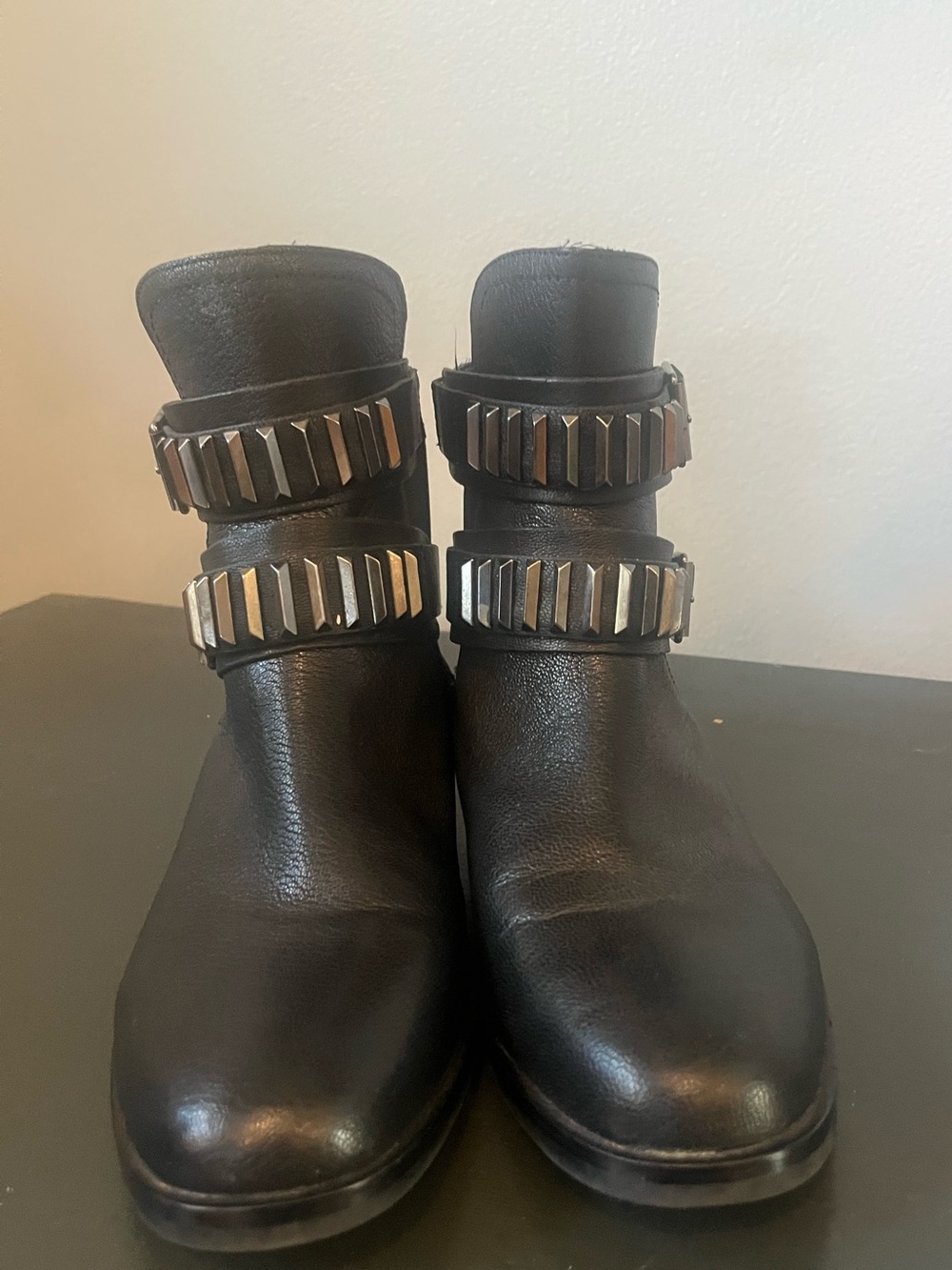 Pour La Victoire Black Leather Studded Buckle Moto Boots Size 7.5